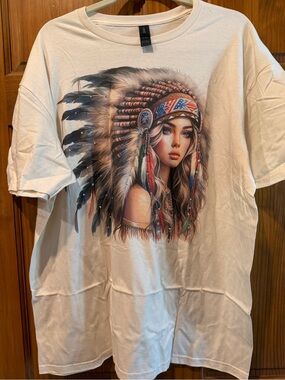 Sz xl J. Coon White Graphic Tee with Native Headdress Portrait